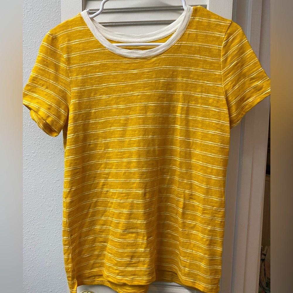 🍋💛Old Navy • yellow shirt • M • EUC